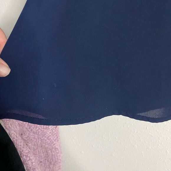 Crown & Ivy Navy Chiffon Velvet Flounce Top Size XL - Picture 9 of 13